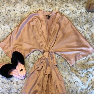 Silky Victoria’s Secret Robe!